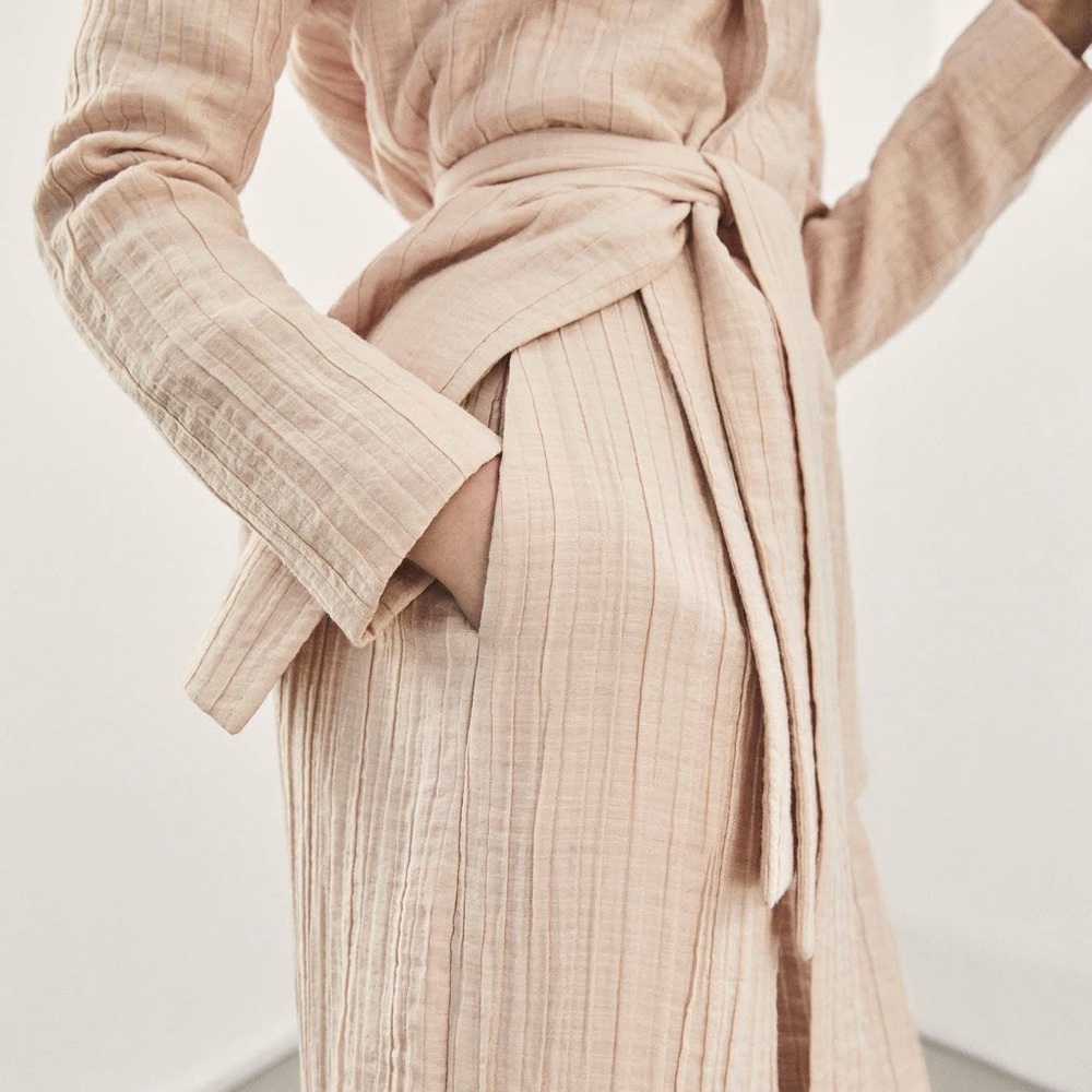 Massimo Dutti ankle cropped pants